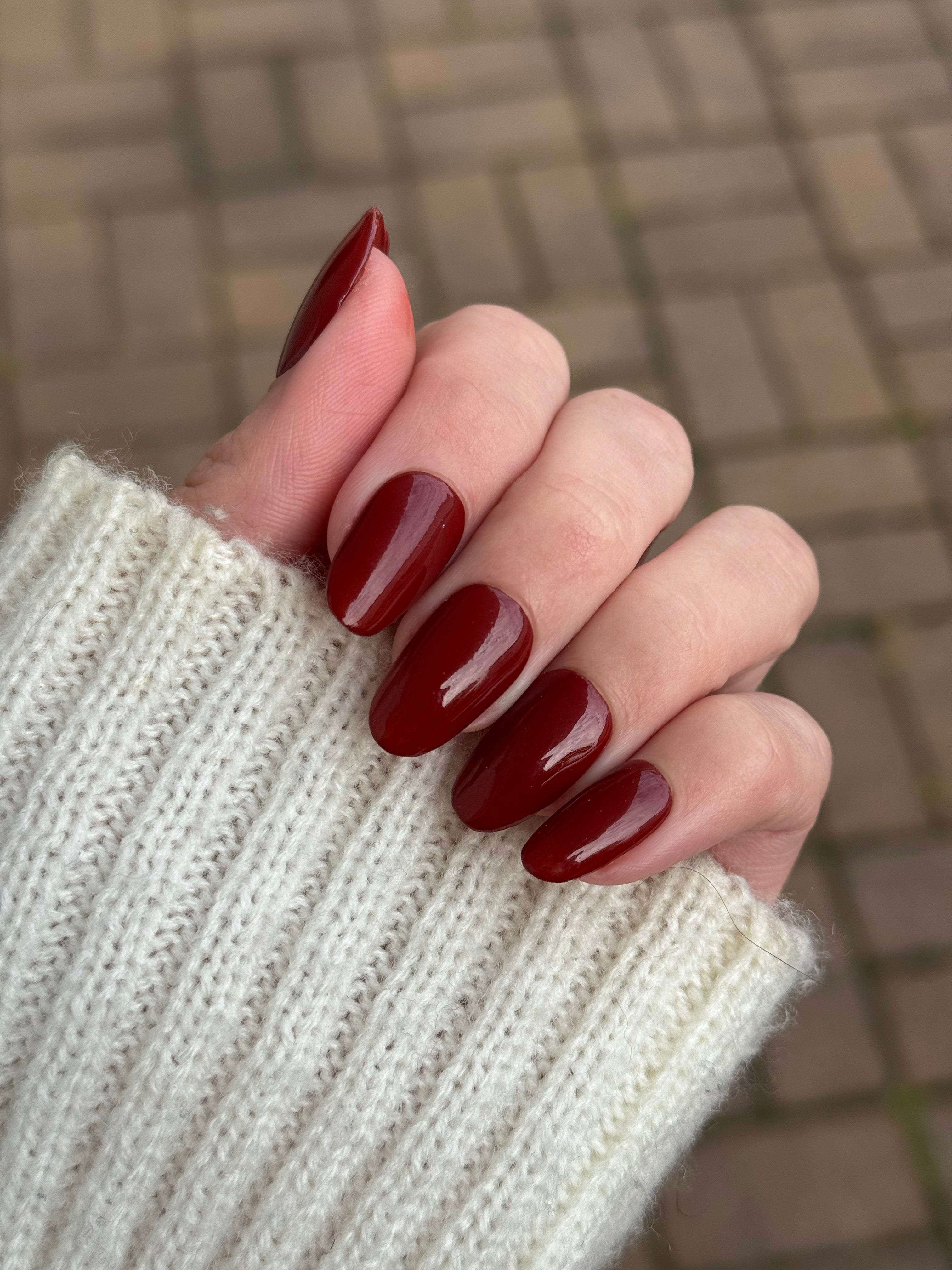 Bordeaux Red Dipping Powder
