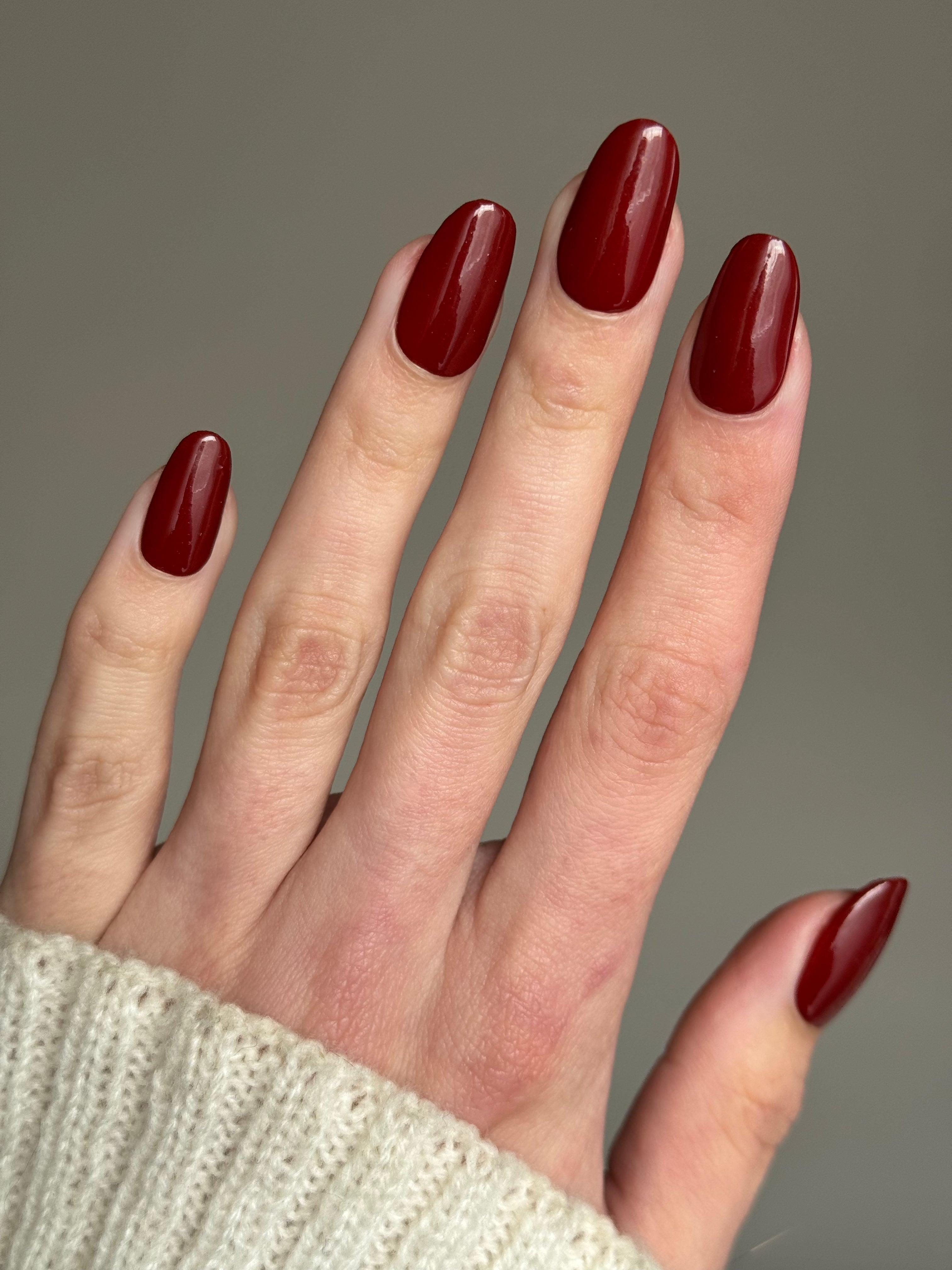 Bordeaux Red Dipping Powder