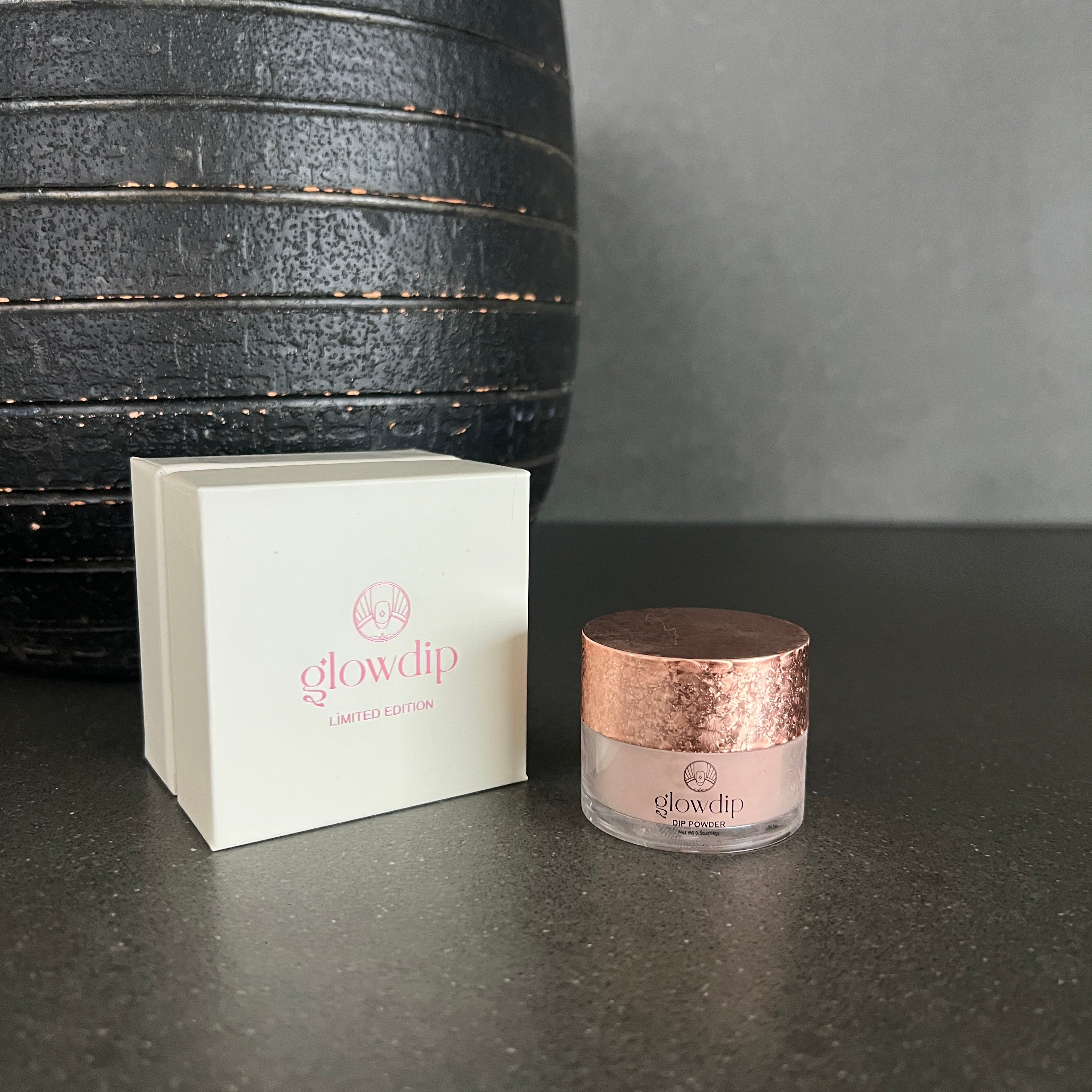 Limited Edition 8 - Peachy Nude Dipping Powder